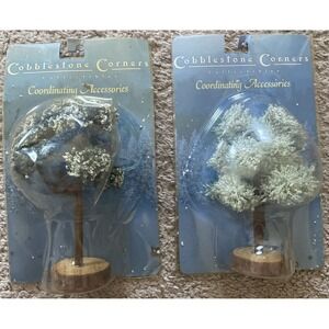 Cobblestone Corners Lot of 2 Coordinating Accessories‎ Trees